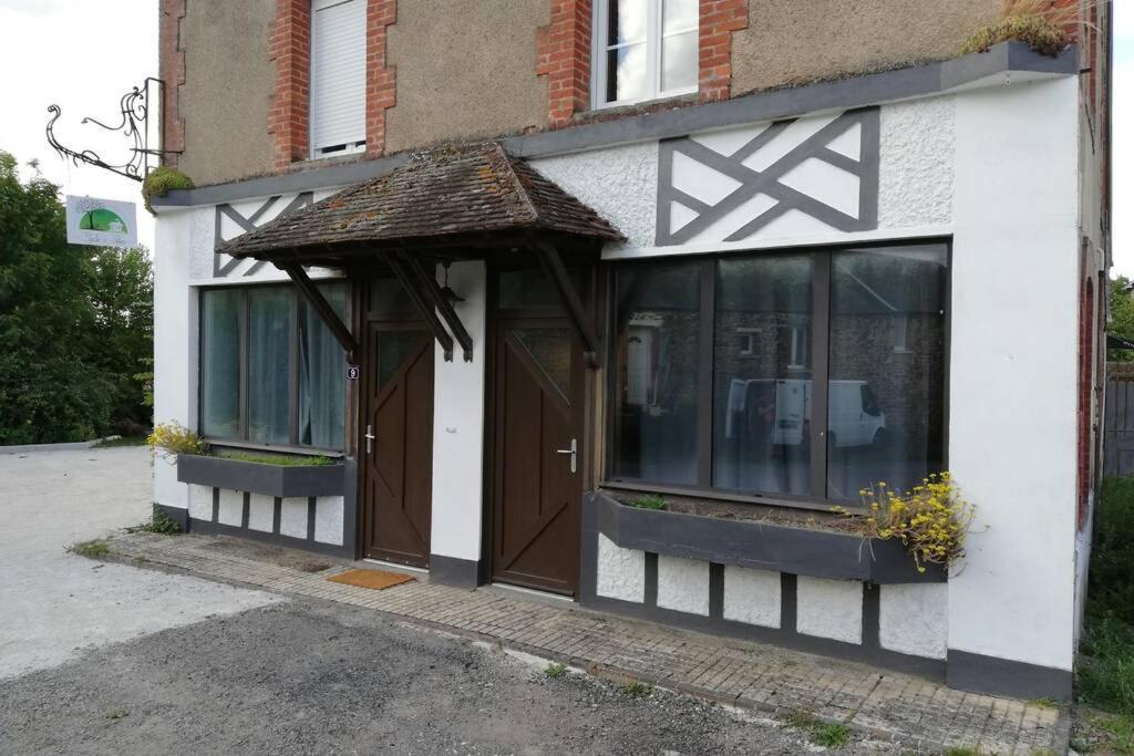 La Maison Reseau Cycle Et Gites Clécy Eksteriør bilde
